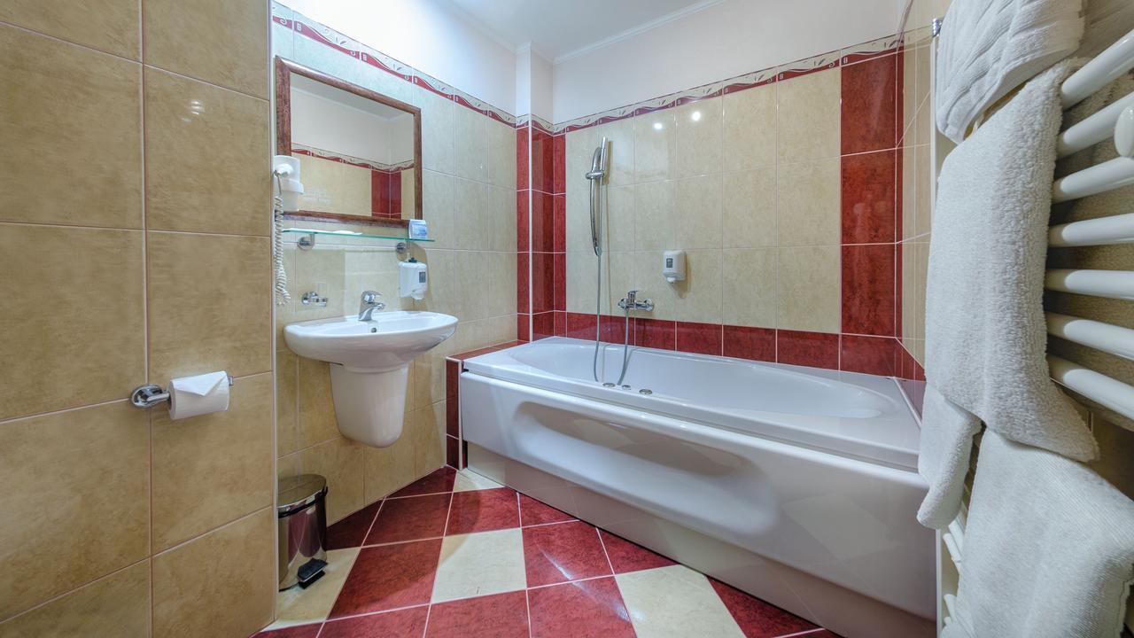 Hotel Tevel Sladkovicovo المظهر الخارجي الصورة