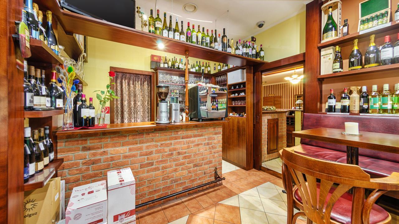 Hotel Tevel Sladkovicovo المظهر الخارجي الصورة