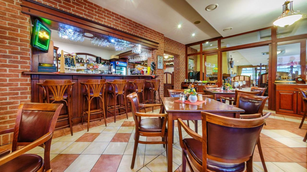 Hotel Tevel Sladkovicovo المظهر الخارجي الصورة